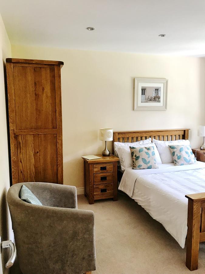 ウィットニー Moon House Bed & Breakfast エクステリア 写真