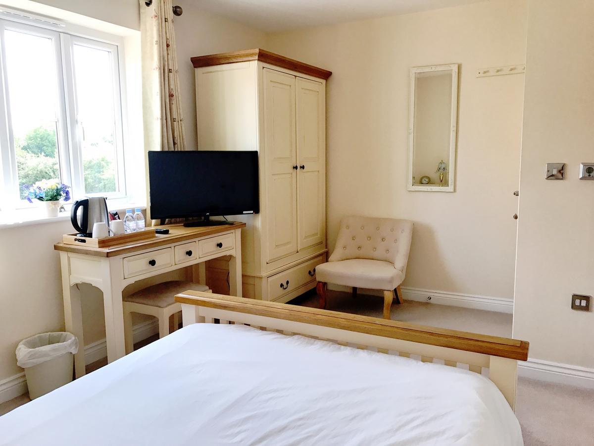 ウィットニー Moon House Bed & Breakfast エクステリア 写真